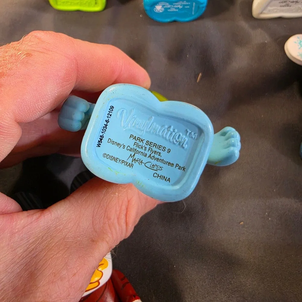 Disney vinylmation figure